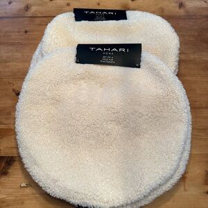 Tahari Home Plush Cream Placemats Set